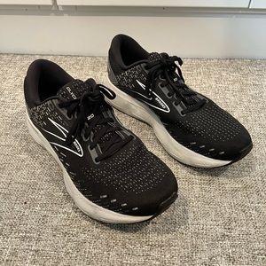 Brooks Gylcerin 20 size 11 wmns LIKE NEW